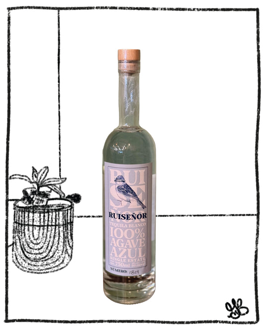 Bottle of Ruiseñor 100% Agave Azul with a decorative background