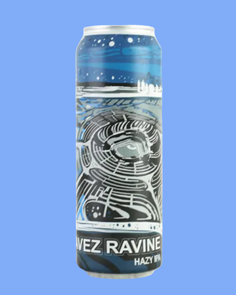 Beer can with 'Vez Ravine' branding on a white background